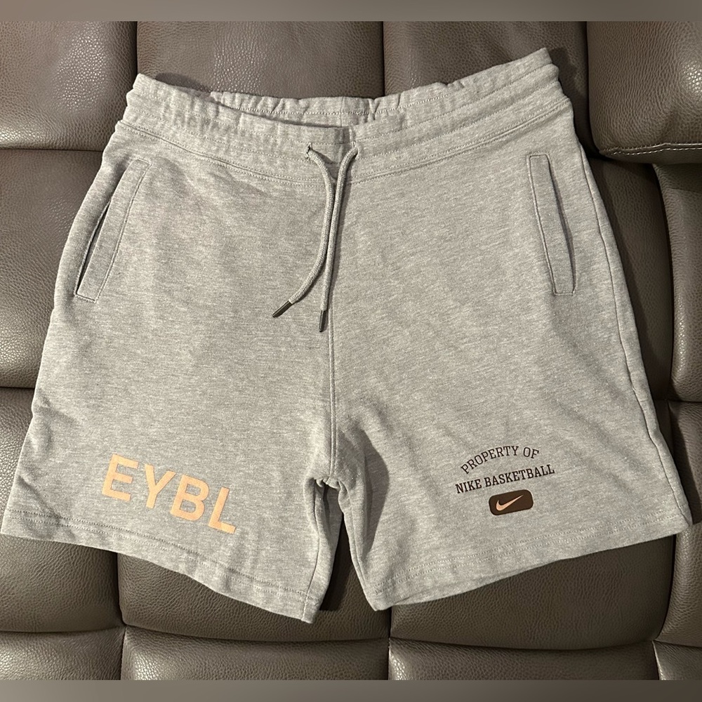 NIKE EYBL  PEACH JAM Shorts Size XL Extremely Rare